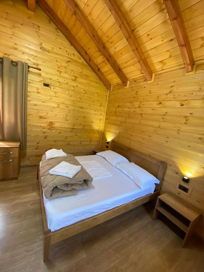 Peraj Guesthouse Vermosh Екстер'єр фото