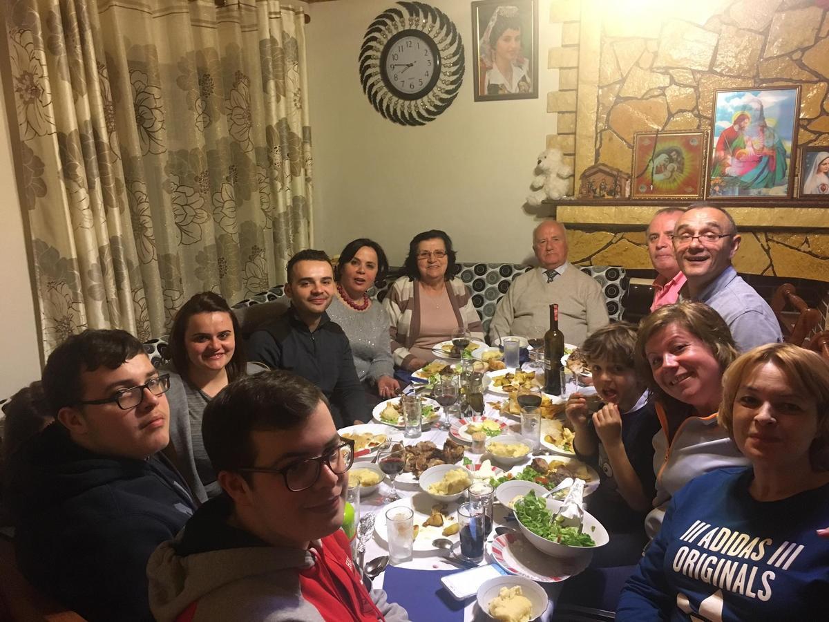 Peraj Guesthouse Vermosh Екстер'єр фото