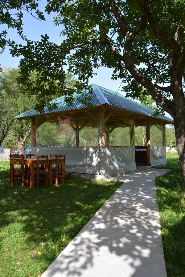 Peraj Guesthouse Vermosh Екстер'єр фото