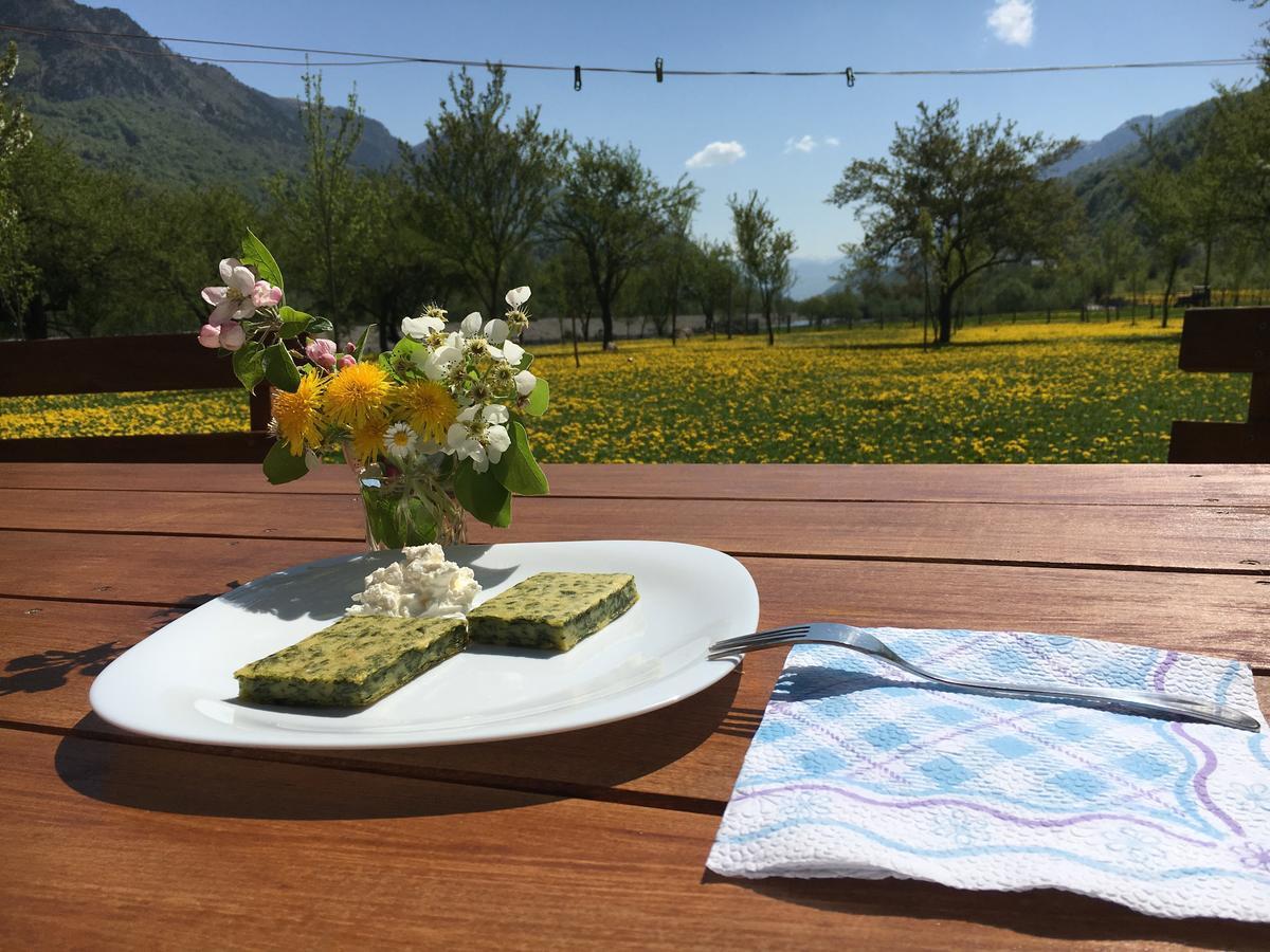 Peraj Guesthouse Vermosh Екстер'єр фото