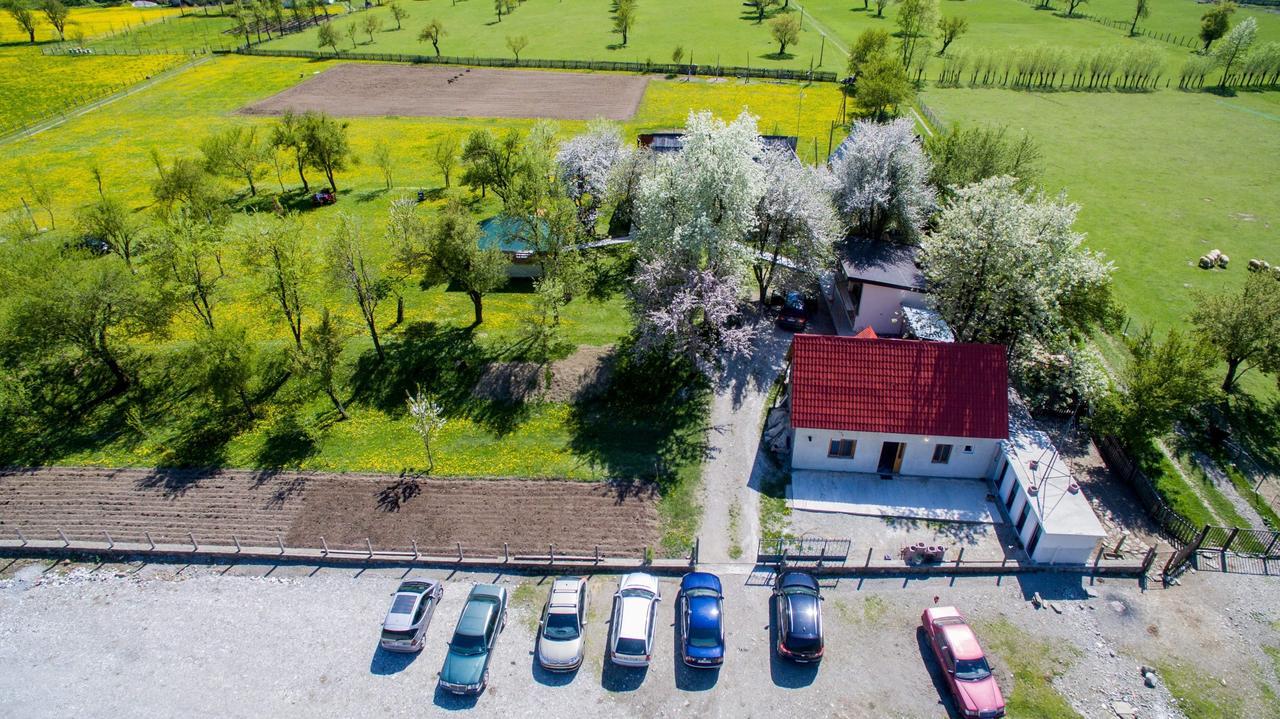 Peraj Guesthouse Vermosh Екстер'єр фото